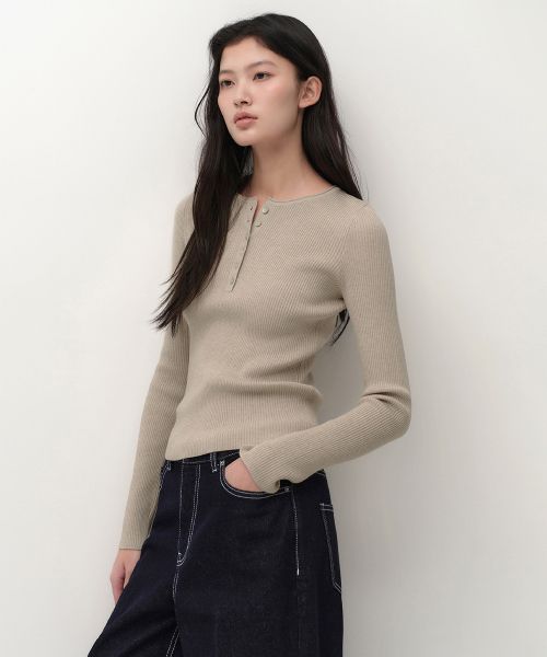 (Women) Musinsa Standard Women Ribbed Slim Henley Knit [Light Beige] MWFWL1A01-LB