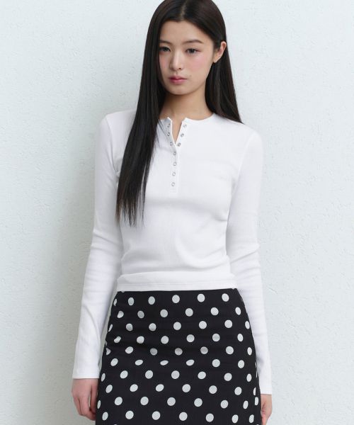 Lookbook (W) MUSINSA STANDARD 女款羅紋修身亨利領長袖T恤【白色】 MWFTL3B15-WH