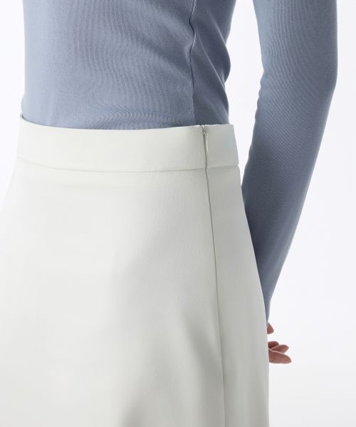Lookbook (Women) MUSINSA STANDARD WOMEN Satin Long Skirt [Ivory] MWESK3Z07-IV