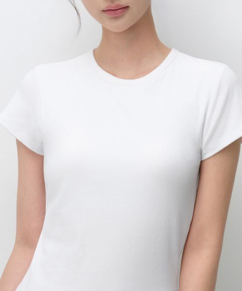Shop (Women) MUSINSA STANDARD WOMEN Slim Crew Neck Bra T-Shirt [White] MWFTS5B13-WH