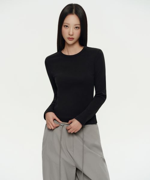 (Women) Musinsa Standard Women Slim Crew Neck Long Sleeve T-Shirt [Black] MWCTL0Z06-BK