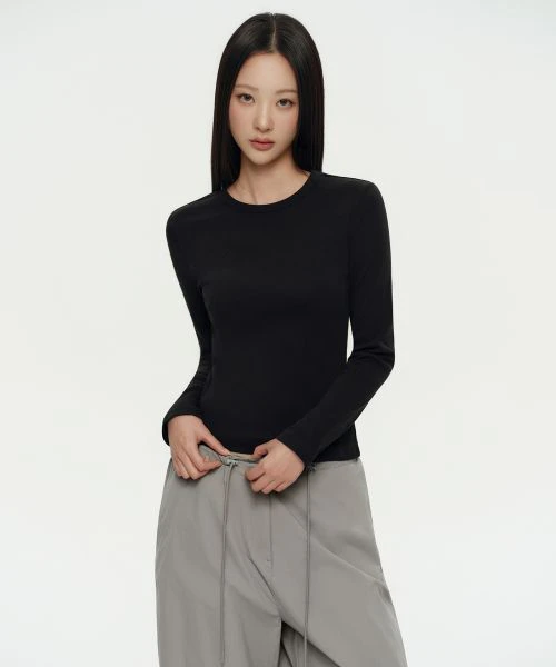 women-musinsa-standard-women-slim-crew-neck-long-sleeve-t-shirt-black-mwctl-0-z06-bk