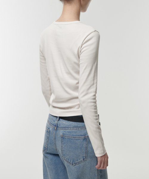 Sizing (W) MUSINSA STANDARD 女款修身圓領長袖 T 恤 [奶油色] MWCTL0Z06-CR