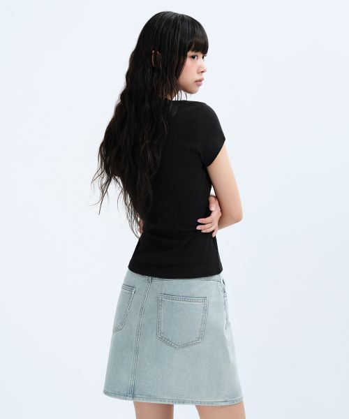 Lookbook (Women) MUSINSA STANDARD WOMEN Slim Crew Neck T-Shirt [Black] MWDTS0Z03-BK