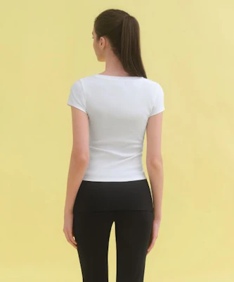 (W) Camiseta Mujer MUSINSA STANDARD Slim Cuello Redondo Blanc MWFTS5B10-WH Lookbook (W) Camiseta Mujer MUSINSA STANDARD Slim Cuello Redondo Blanc MWFTS5B10-WH