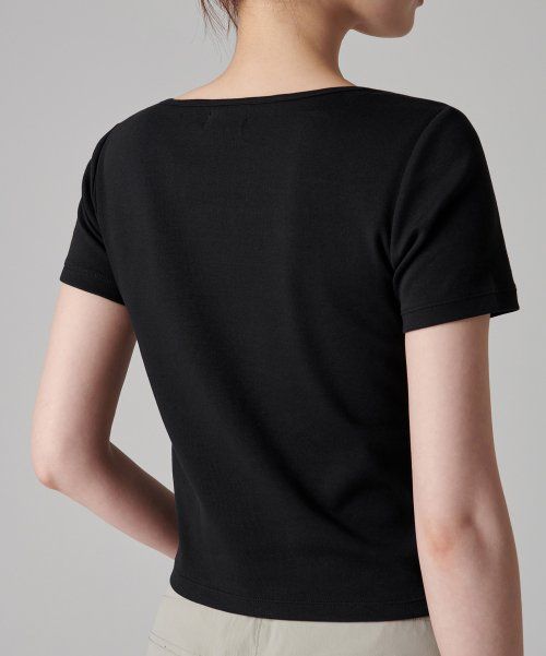 Details for (Women) MUSINSA STANDARD WOMEN Slim Square Neck T-Shirt [Black] MWCTS5Z05-BK