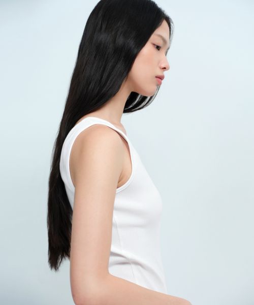 Lookbook (Women) MUSINSA STANDARD WOMEN Square Neck Tank Top [White] MWDTE0Z04-WH