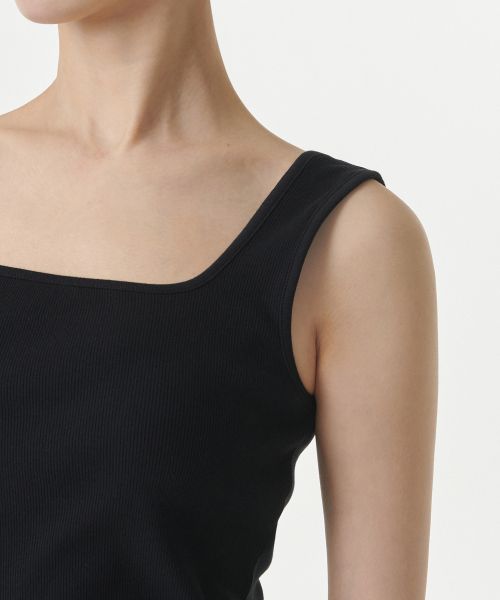 Details for (Women) MUSINSA STANDARD WOMEN Square Neck Tank Top [Black] MWDTE0Z04-BK