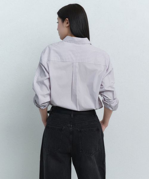 Lookbook (Women) Musinsa Standard Women Striped Relaxed Poplin Shirt [Light Warm Gray] MWFSL4C02-LW