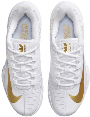 (W) 大坂なおみ×ナイキ コートGPターボ 白/金 DX0341-100 Shop (W) 大坂なおみ×ナイキ コートGPターボ 白/金 DX0341-100