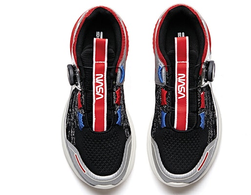 (Women) Anta NASA x Running 'Black Red' 122015586-2 Lookbook (Women) Anta NASA x Running 'Black Red' 122015586-2