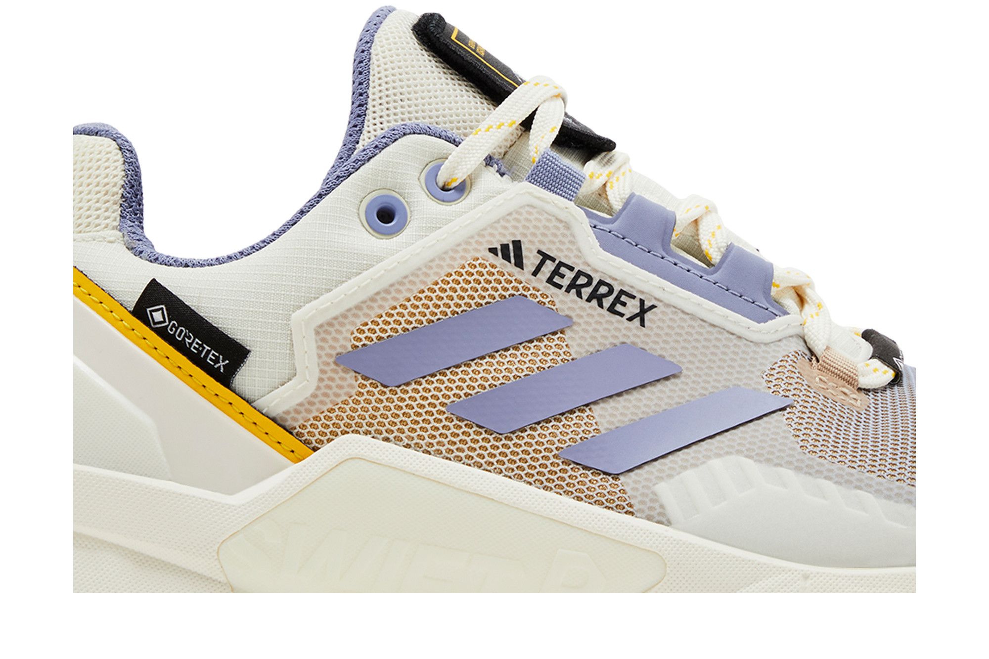 Order (W) National Geographic x adidas Terrex Swift R3 GORE-TEX ''Bianco Argento Viola'' HQ8833