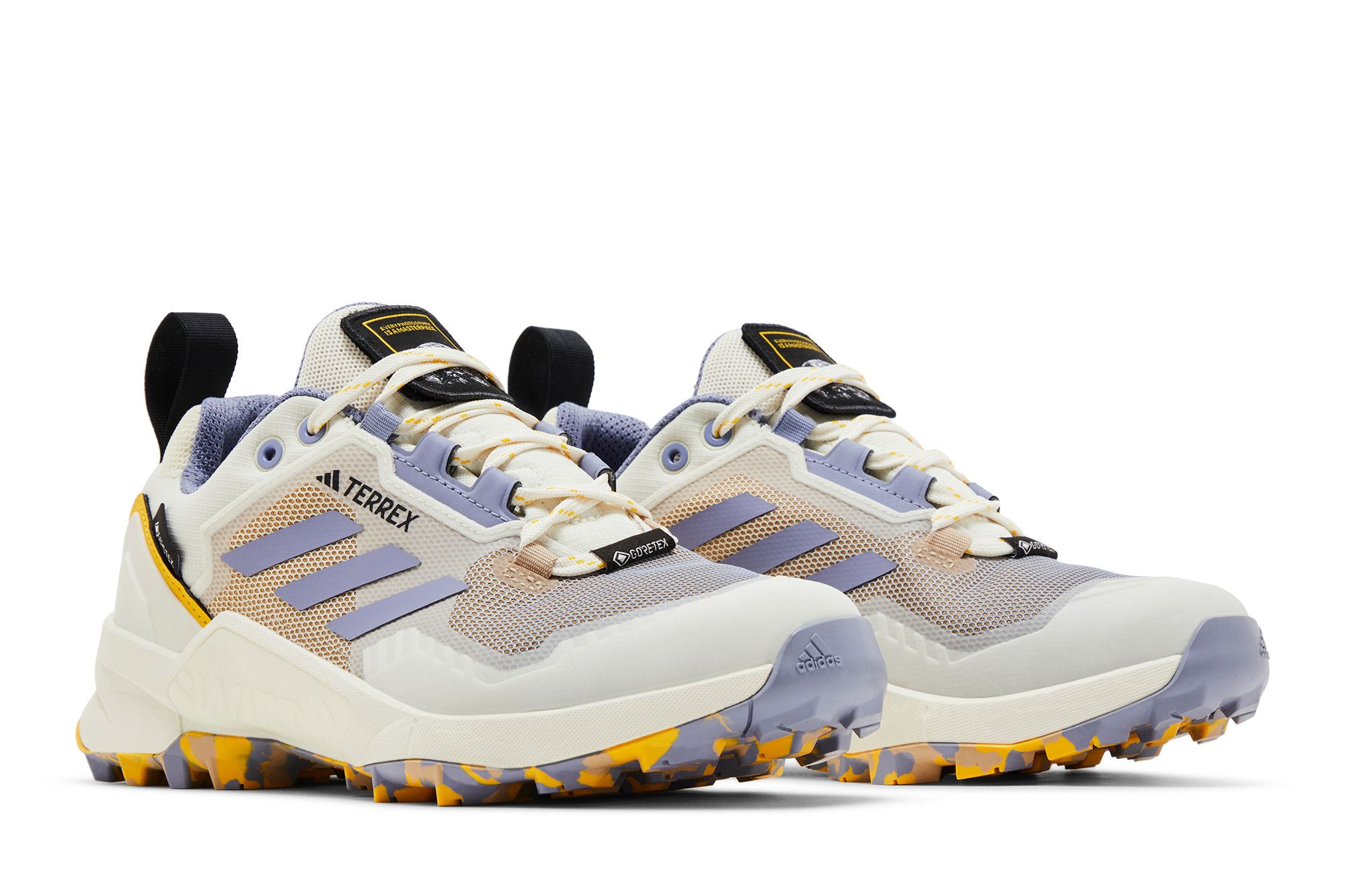 Cheap (W) National Geographic x adidas Terrex Swift R3 GORE-TEX ''Bianco Argento Viola'' HQ8833