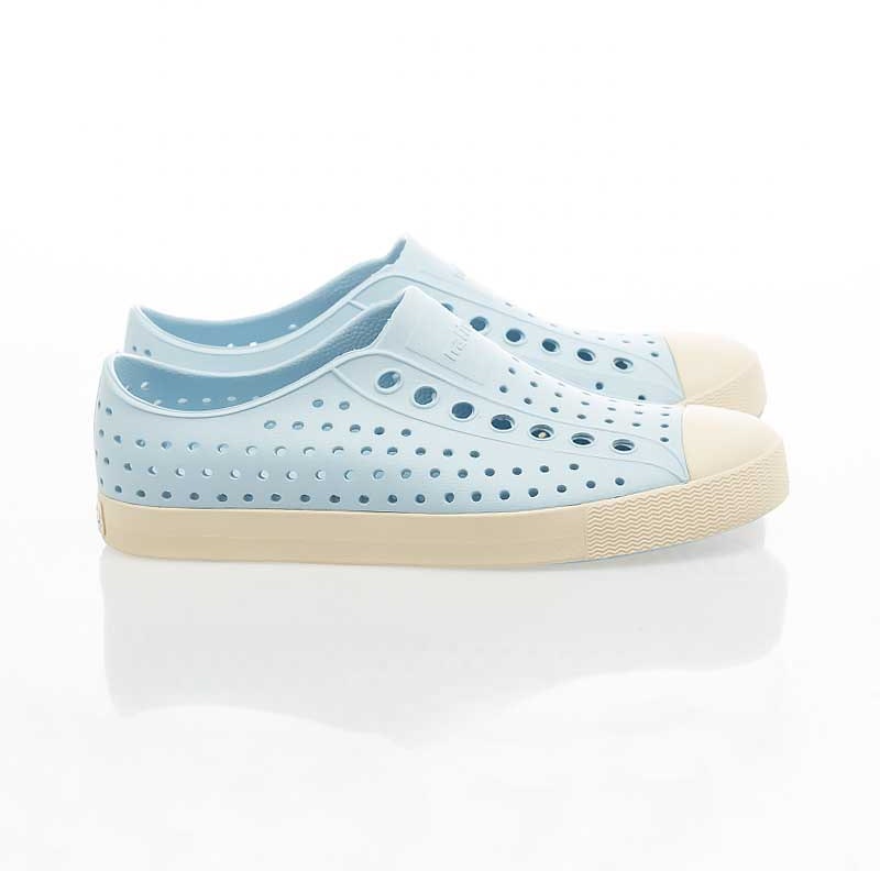 women-native-jefferson-sneakers-11111500-4298