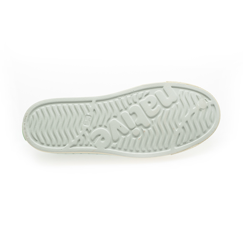 Purchase (W) Native Jefferson Wanderfoam 黑色單色印花鞋。 F0000298-4026