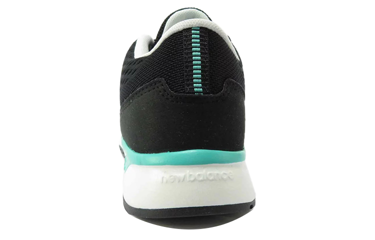 Lookbook (W) New Balance 005 Siri /Hijau 'Hitam' WL005EP