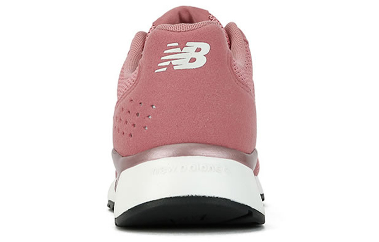 Lookbook (W) New Balance 005 Serie ''Roze'' WRL005YB