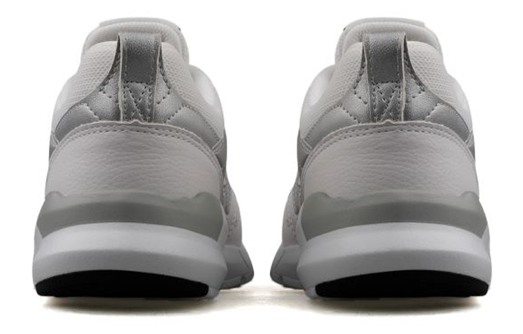 Lookbook (W) Zapatillas New Balance 009 'Gris' WS009TSW