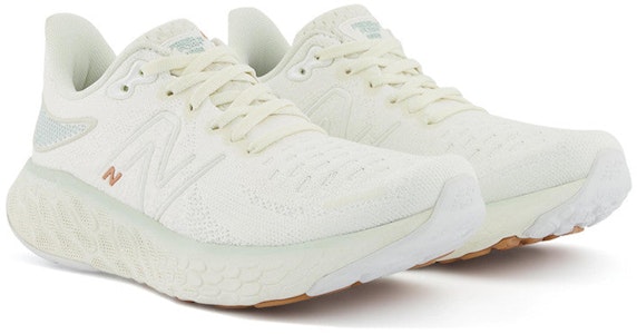 (W) 뉴발란스 프레시 폼 X 1080 v12 로우 '화이트' W1080R12 Lookbook (W) 뉴발란스 프레시 폼 X 1080 v12 로우 '화이트' W1080R12