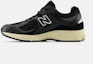 Lookbook (Women) New Balance 2002R  Casual Shoes Black M2002RIB-D