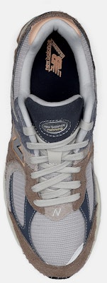 (W) ニューバランス 2002R カジュアルスニーカー カーキ グレー イエロー M2002REJ-D Lookbook (W) ニューバランス 2002R カジュアルスニーカー カーキ グレー イエロー M2002REJ-D