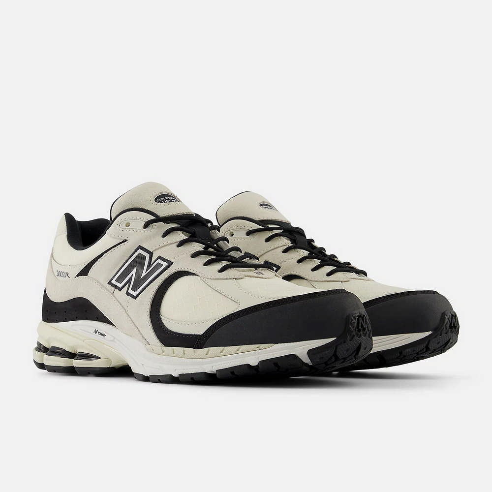 Order (W) ニューバランス 2002R GORE-TEX カジュアルシューズ オフホワイト/ホワイトカラー M2002RXR-D