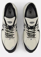 (W) New Balance 2002R 系列 GORE-TEX 休閒鞋 米白白色款 M2002RXR-D Shop (W) New Balance 2002R 系列 GORE-TEX 休閒鞋 米白白色款 M2002RXR-D