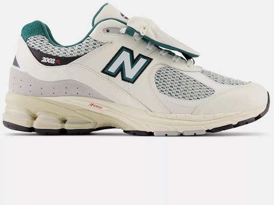 (Women) New Balance 2002R White Casual Shoes  White color White color M2002RVD-D Buy (Women) New Balance 2002R White Casual Shoes  White color White color M2002RVD-D