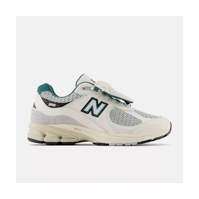 (W) NB 2002R White Casual Shoes White color White color