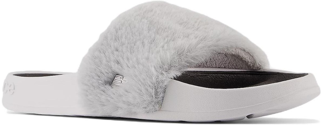 (Women) New Balance 200 Fuzzies Slide 'Summer Fog' SWF200ZM Lookbook (Women) New Balance 200 Fuzzies Slide 'Summer Fog' SWF200ZM
