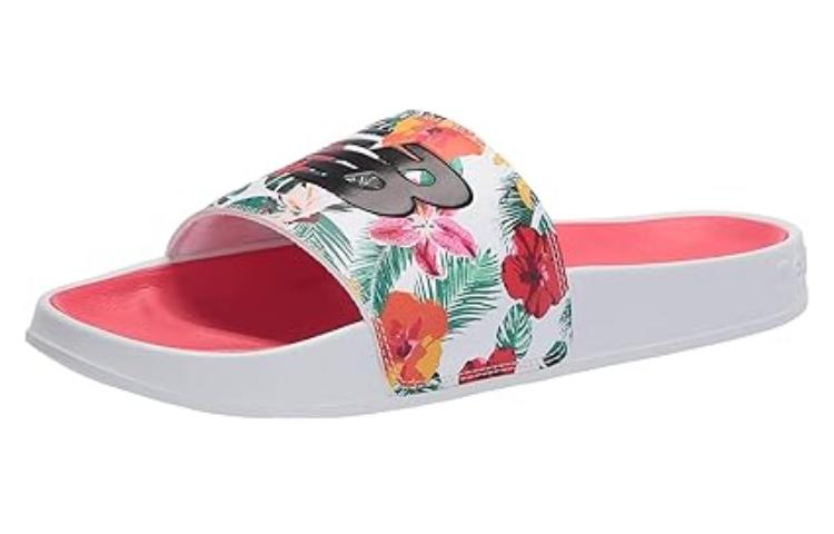 Lookbook (W) Sandal New Balance Seri 200 Putih Hitam 'White Black' SWF200WF