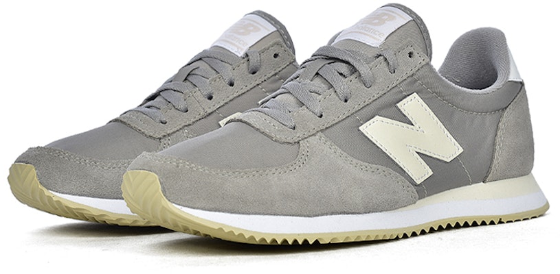 (W) New Balance 220 Kelabu 'Kelabu Kuning Putih' WL220RG Lookbook (W) New Balance 220 Kelabu 'Kelabu Kuning Putih' WL220RG
