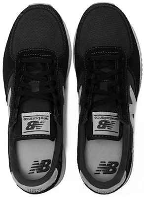 (W) New Balance 220 Siri Hitam/Putih WL220TD Lookbook (W) New Balance 220 Siri Hitam/Putih WL220TD