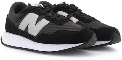 (W) (女性用) ニューバランス237『ブラックシルバー』WS237CC WS237CC Lookbook (W) (女性用) ニューバランス237『ブラックシルバー』WS237CC WS237CC