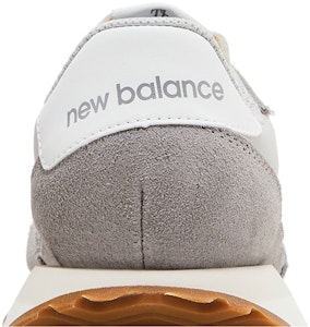 New Balance NB 237 v1 舒適 防滑 低筒 跑步鞋 女款 灰色 Sizing New Balance NB 237 v1 舒適 防滑 低筒 跑步鞋 女款 灰色