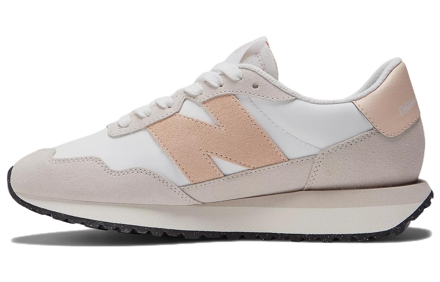 (W) NB 237 'White Vintage Roses'