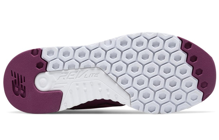 Shop (W) New Balance 247 Classique Violet WRL247EB