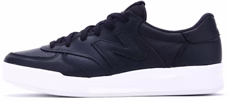 (Women) New Balance W-LIFESTYLE 'Black White' WRT300SA (Women) New Balance W-LIFESTYLE 'Black White' WRT300SA