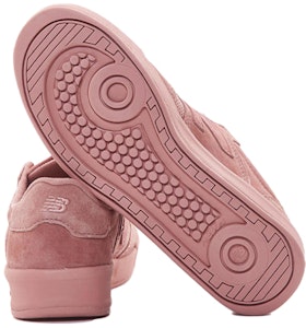 New Balance NB 300 復古 透氣輕便 低幫 板鞋 女款 胭脂紅 Shop New Balance NB 300 復古 透氣輕便 低幫 板鞋 女款 胭脂紅