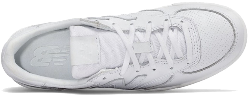 (W) New Balance 300 Kulit Putih WRT300SB Lookbook (W) New Balance 300 Kulit Putih WRT300SB