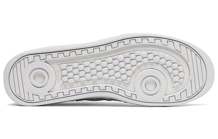 Shop (W) New Balance 300 Kulit Putih WRT300SB