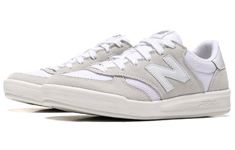 Lookbook (W) New Balance Siri 300 Beige/Putih WRT300MS