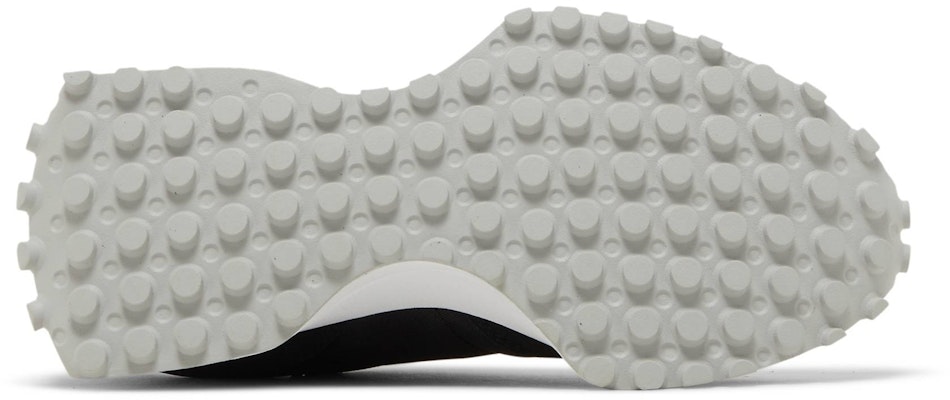 (W) New Balance 327 'Hitam Putih' WS327AAA Shop (W) New Balance 327 'Hitam Putih' WS327AAA