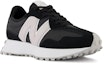 Lookbook (W) 뉴발란스 327 블랙화이트 (New Balance 327 Black White) WS327LW1