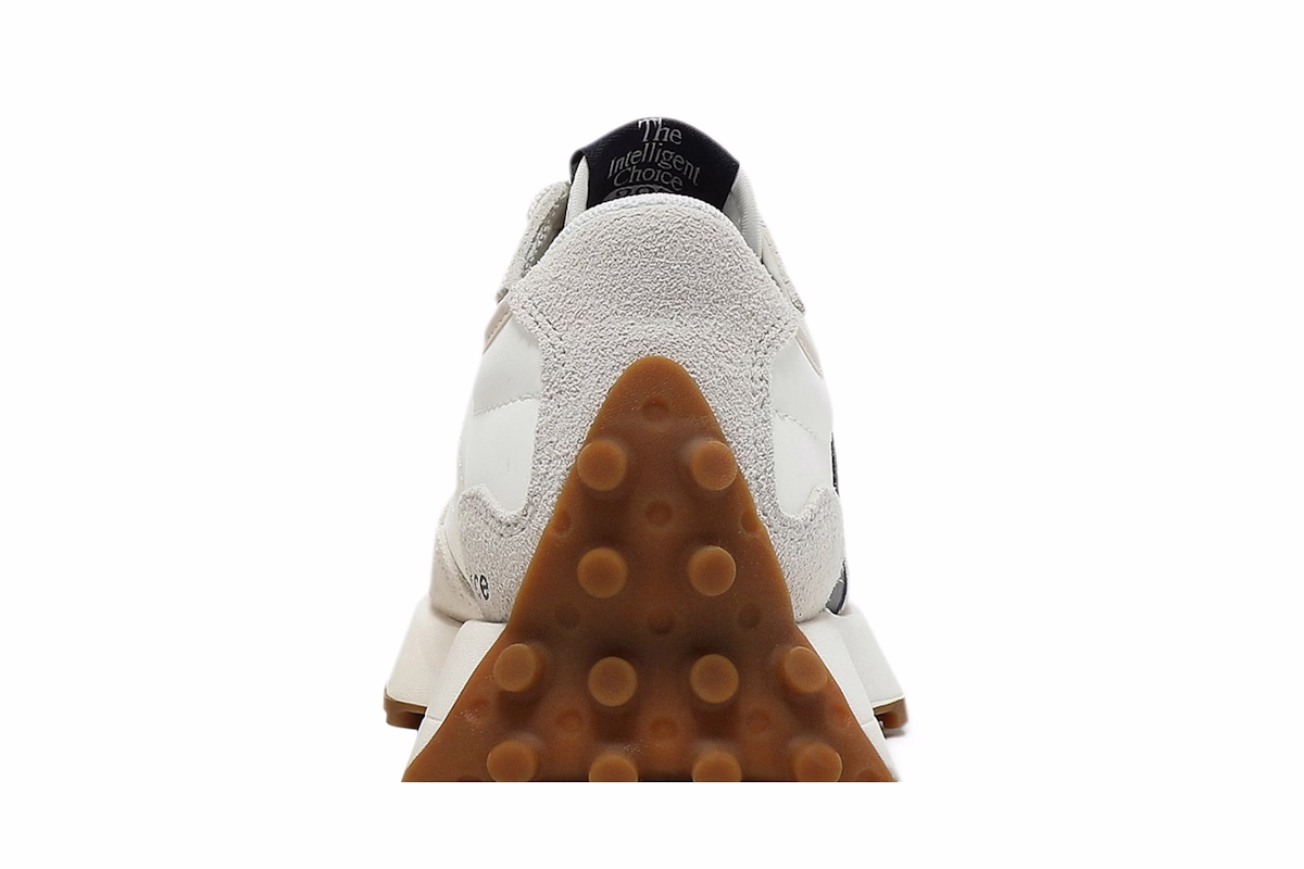 (Women) New Balance 327 'Moonbeam Outerspace'