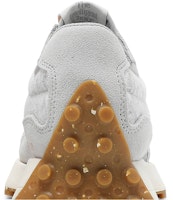 (W) New Balance 327 'Awan Hujan Air Mawar' WS327WS Sizing (W) New Balance 327 'Awan Hujan Air Mawar' WS327WS