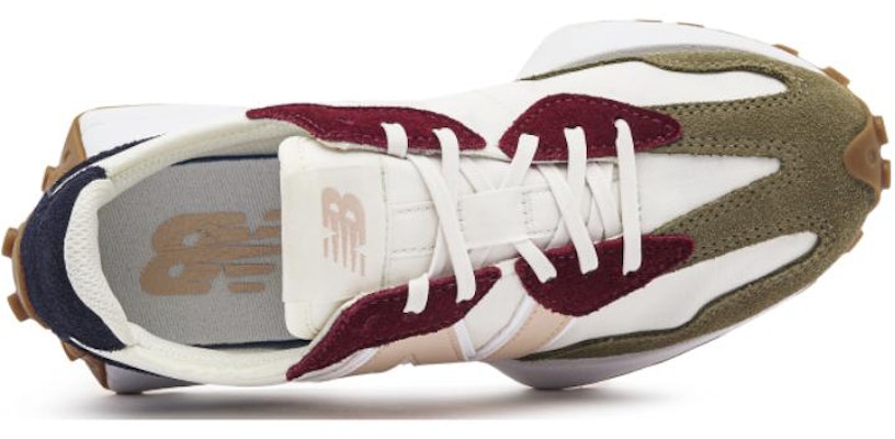 (W) New Balance 327 'Putih Hijau Merah' WS327CK1 Lookbook (W) New Balance 327 'Putih Hijau Merah' WS327CK1
