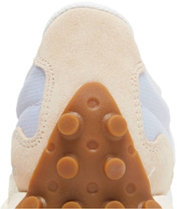 (W) New Balance 327 'Putih Morning Fog Gum' WS327PAB Sizing (W) New Balance 327 'Putih Morning Fog Gum' WS327PAB