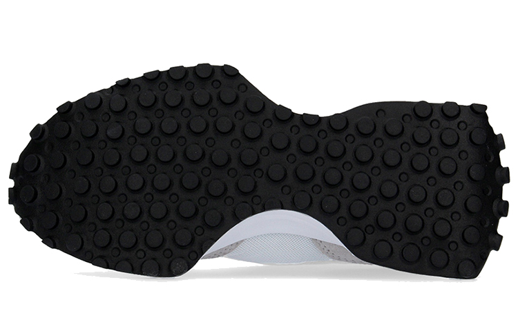 Shop New Balance NB 327 低筒 跑步鞋 女款 灰白