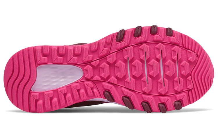 Shop (W) ニューバランス 410 v7 トレイルパープル (赤) WT410MR7